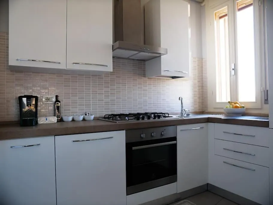 Solution - Marina Di Ravenna Apartman 0*,